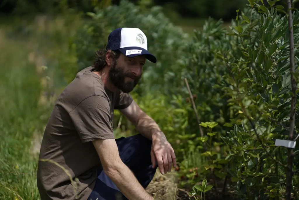 Urs im Paradiesgarten